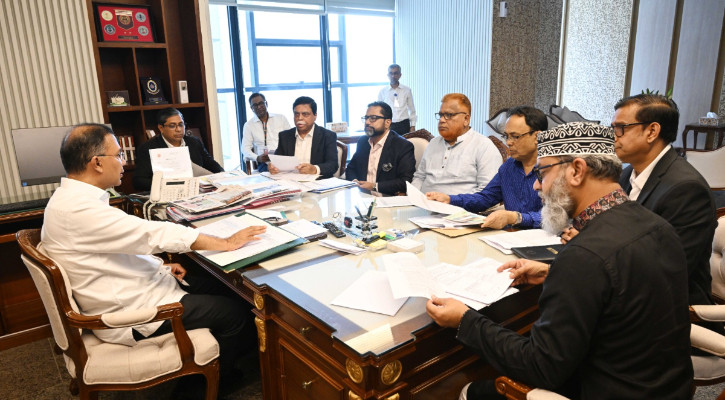 পিরোজপুরের সড়ক দ্রুত যান চলাচলের উপযোগী করার নির্দেশ প্রধানমন্ত্রীর