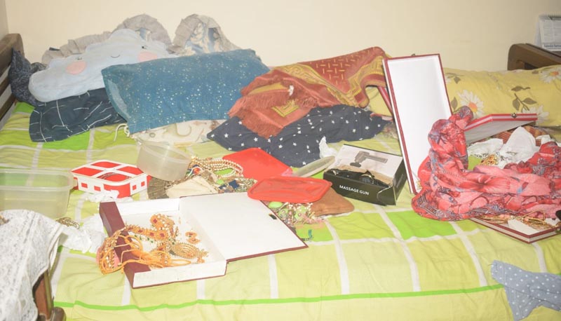 রাজশাহীতে সাংবাদিকের বাসায় স্বর্ণালঙ্কার ও নগদ টাকা চুরি