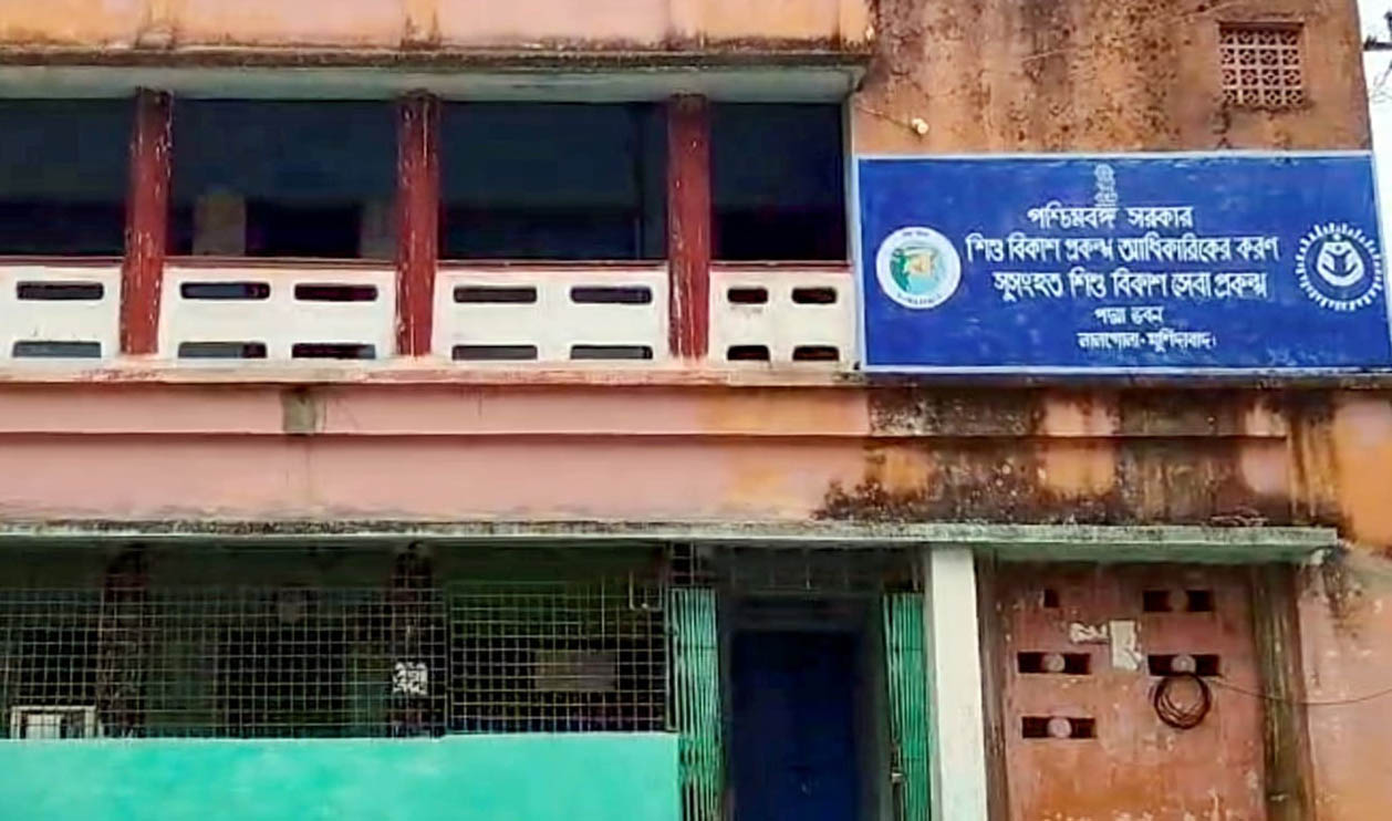 পশ্চিমবঙ্গের হোল্ডিং সেন্টারে আটক চারশ’কথিত বাংলাদেশী, চলছে ফেরত পাঠানোর প্রচেষ্টা